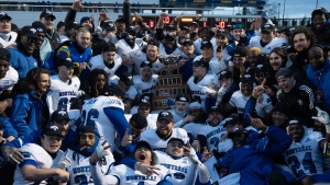 Senecal, stout defence lead Montreal Carabins to 16-9 Vanier Cup win over UBC