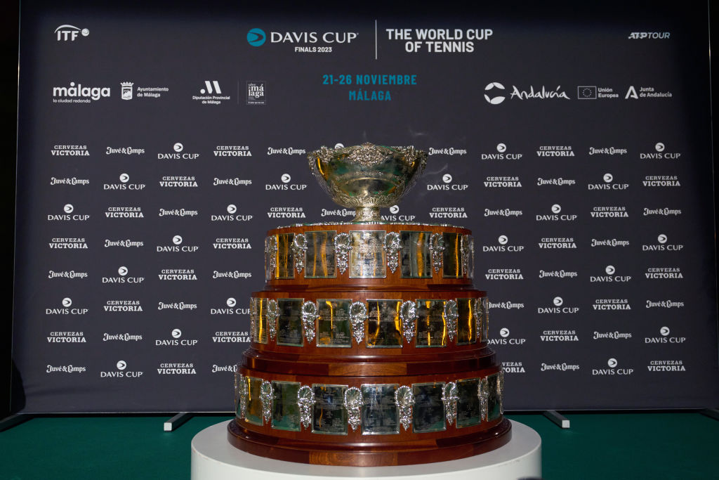 What time is the Davis Cup final Australia vs. Italy? Eh