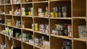 Number of people using Ontario food banks rose 38 per cent last year: report
