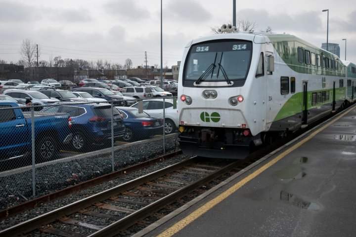 Metrolinx moves to ban e-bikes with non-certified batteries from GO trains