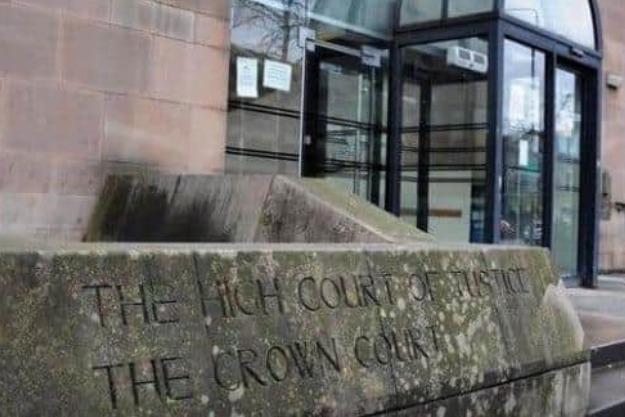 ‘Low-level’ cannabis dealer fled when cops confronted him in Mansfield