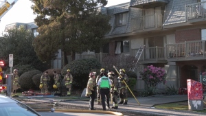 Entire Burnaby apartment building displaced after Saturday evening fire