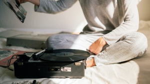 Older adults' brains 'rewarded' by music they don't even like, B.C. researcher finds