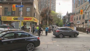 1 person hurt in downtown Toronto collision