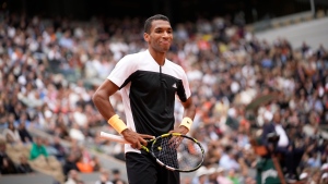 Montreal's Felix Auger-Aliassime beaten by Carlos Alcaraz in straight sets at French Open