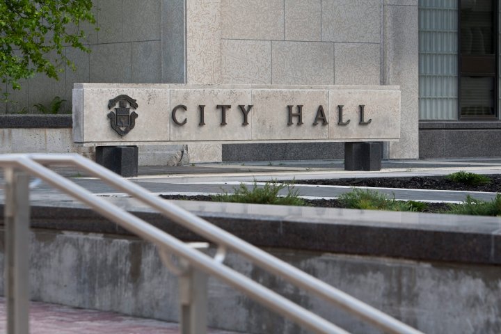Winnipeg mulls $586M upgrades to Kenaston Boulevard: report