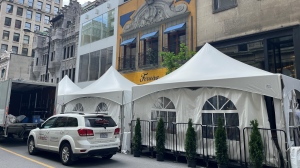 Downtown Montreal restaurant told to close packed terrasse on Grand Prix Friday night