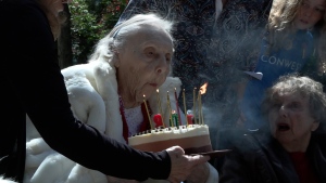 Great-grandma celebrates 108th birthday in Vancouver