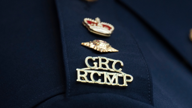 Manitoba RCMP arrest suspect who drove stolen car into ditch