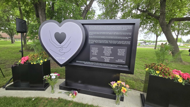 New monument honours victims, lives lost one year after deadly Carberry crash