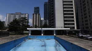 Will Toronto legislate a maximum temperature in apartments?