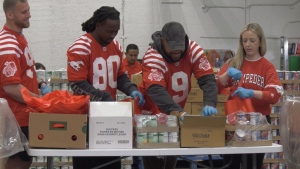 Stampeders aim to 'tackle hunger' as new report suggests 1 in 4 Canadians living in poverty