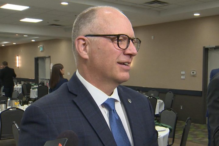 IT outage affecting people around the globe, including Winnipeg mayor