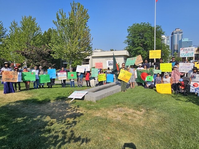 Protest for Bangladesh students takes over Kelowna City Hall