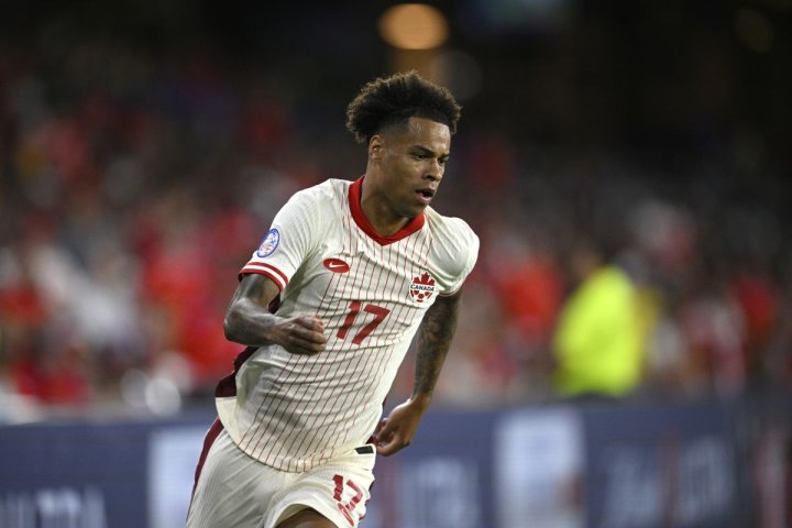 Team Canada’s Tajon Buchanan breaks tibia in practice, surgery set for Wednesday