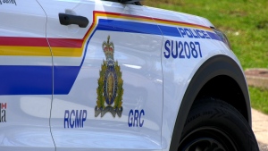 3 people stabbed at party in Surrey: RCMP