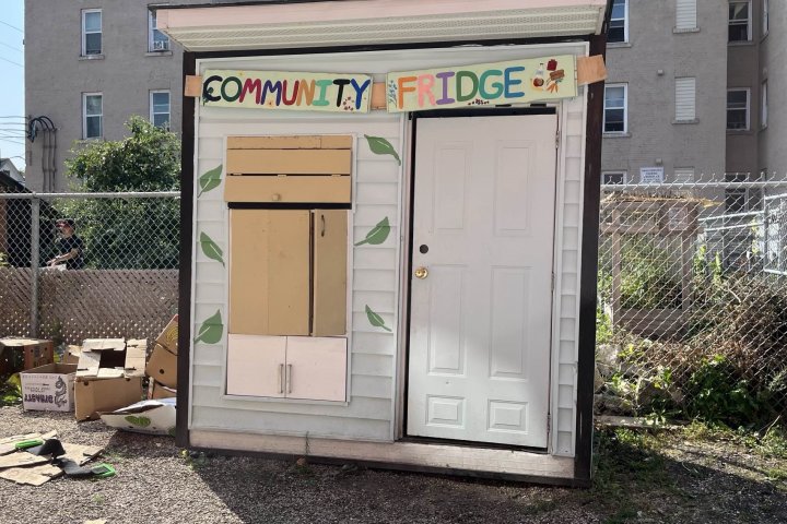 Thieves stole a community fridge in Winnipeg, the community stepped up to replace it