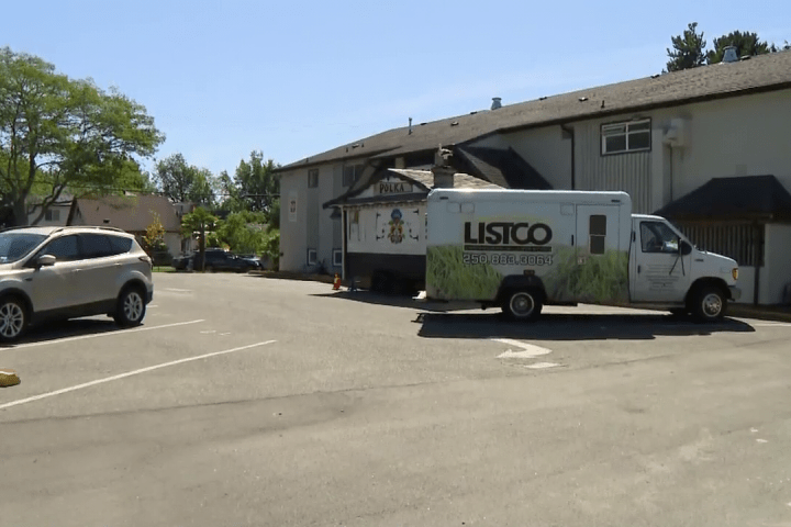 Victoria mayor pitches church, community group parking lots as shelter for homeless