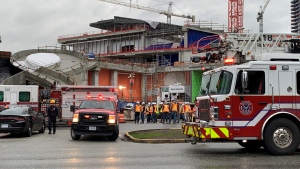 WorkSafeBC investigating another crane 'incident' at Oakridge Park development