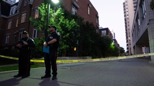 Toronto police officer shot in abdomen earlier this week now out of hospital