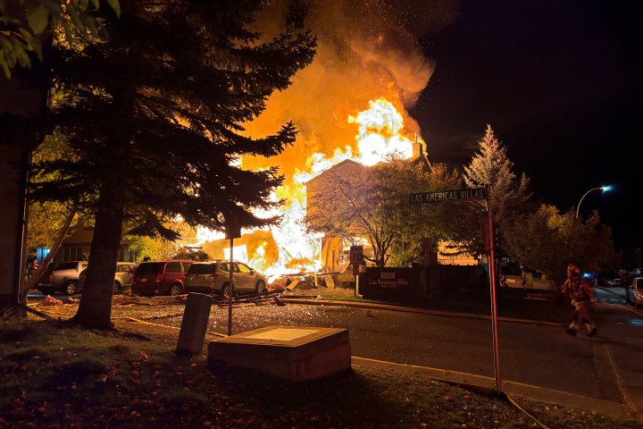 6 people injured after house explosion destroys 4 homes in Monterey Park