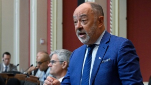 Bill to force new Quebec doctors to stay in province raises legal questions: expert