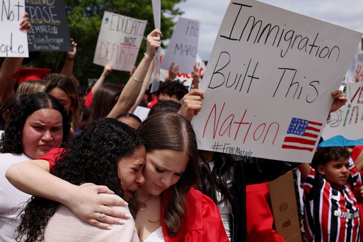 High schoolers rally for classmate detained by U.S. immigration authorities