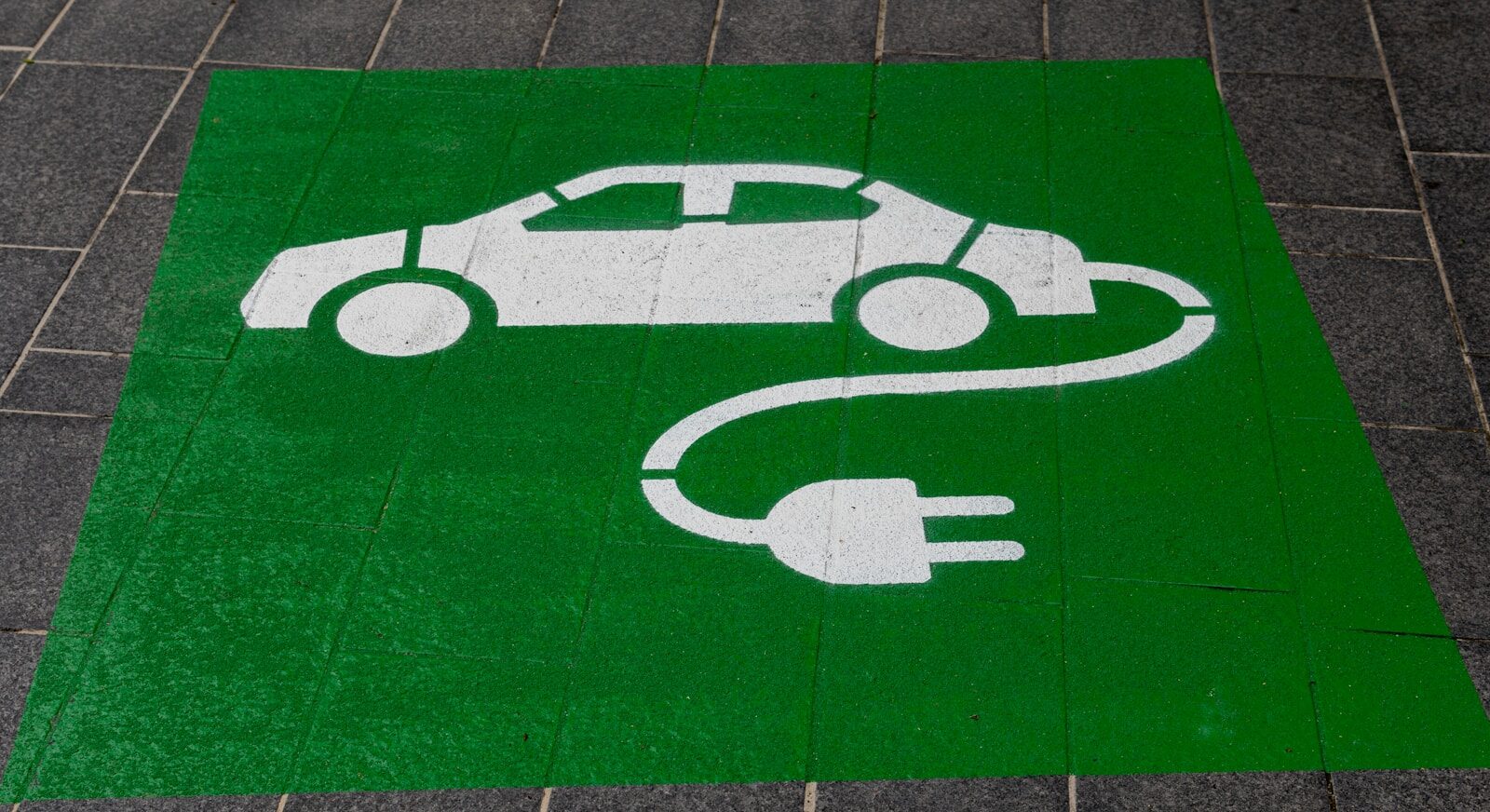 Canada EV mandate rethink