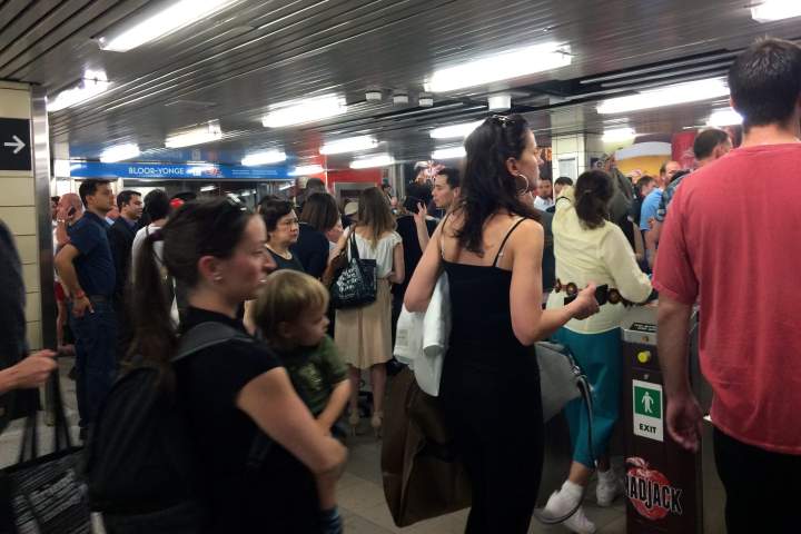 Service resumes across Toronto subway network after track fire