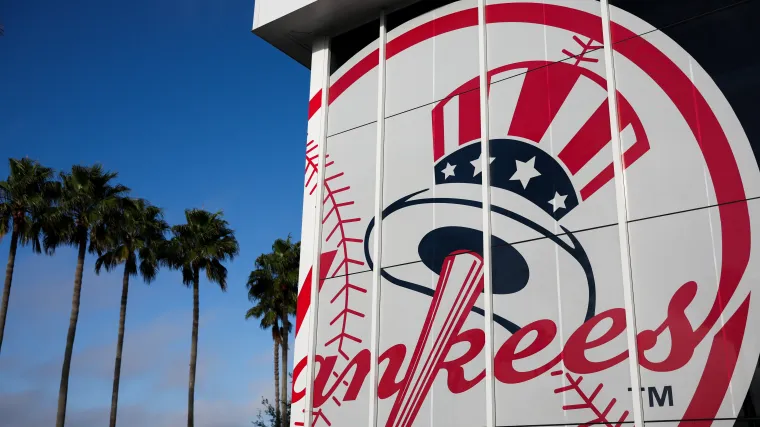 Yankees-Pirates trade idea brings $70 million Gold Glover to NY
