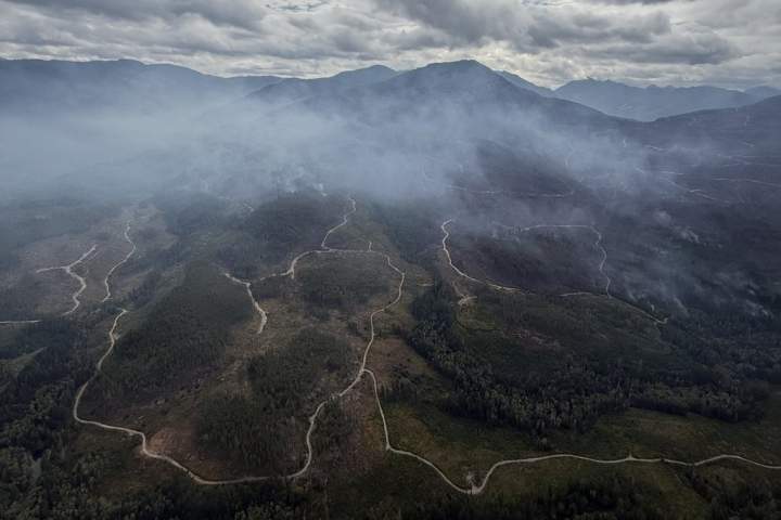 Prolonged B.C. heat wave will increase fire danger, wildfire service says
