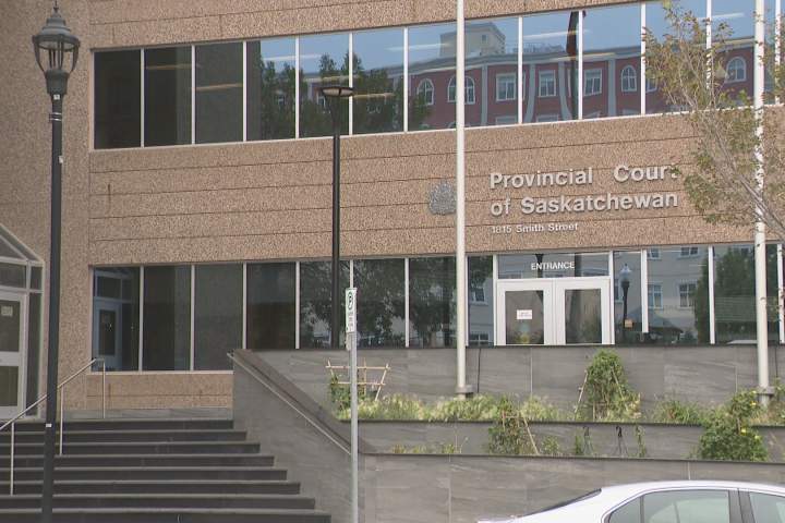 2 young men arrested in Regina shooting that left 11-year-old girl injured