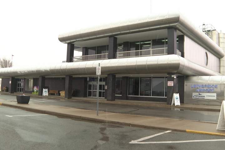 Transportation Safety Board investigating plane crash at Lethbridge Airport