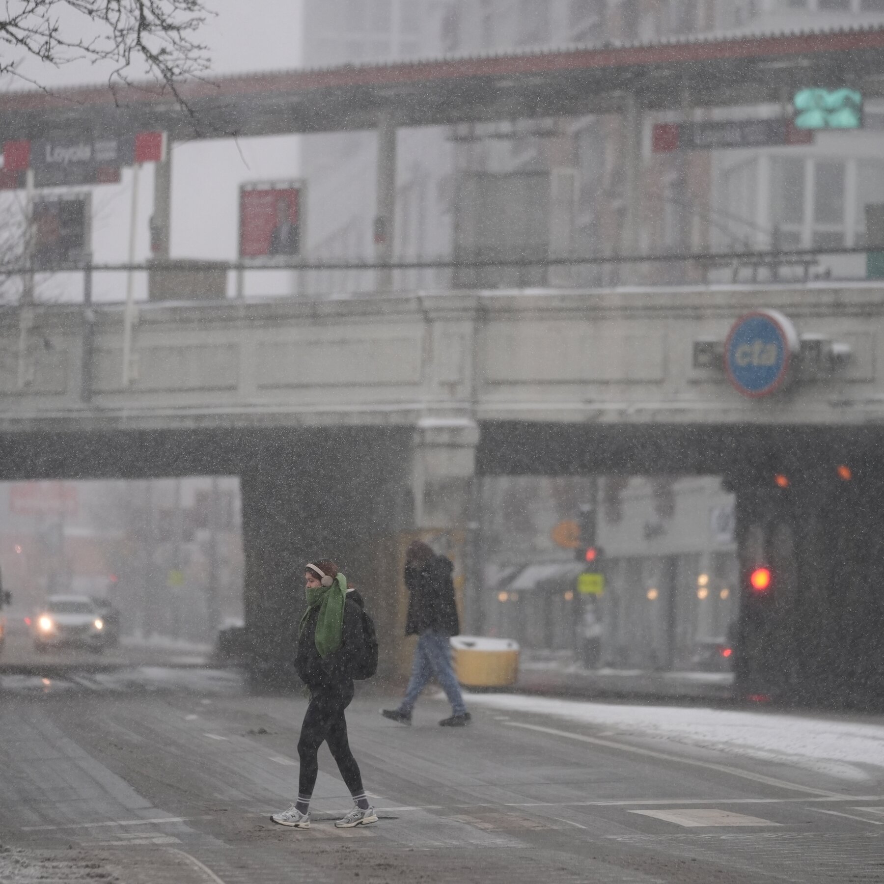 Major Winter Storm Dumps Snow Across Midwest and Upends Travel
