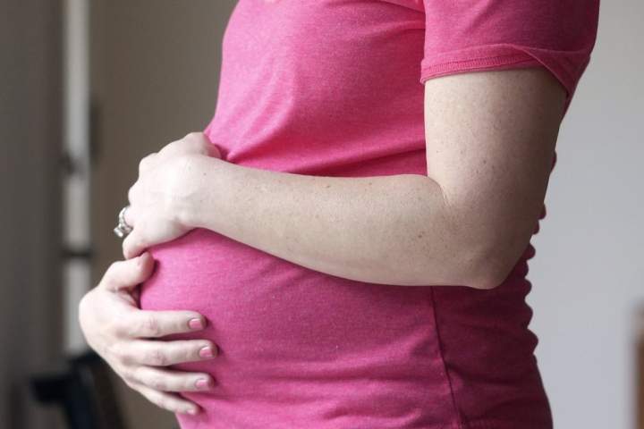 COVID-19 vaccine protects pregnant women from getting severely ill, study finds