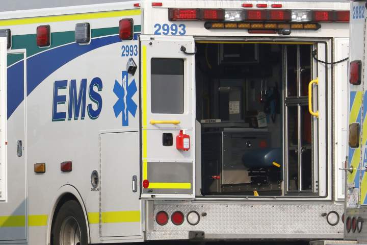 Edmonton paramedics deal with long wait times, fewer staff