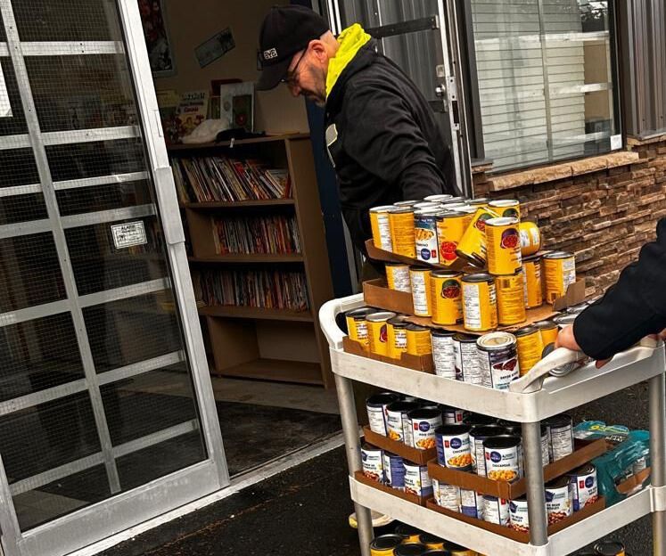 Muslim youth donate 600 pounds of food to Avalon food bank