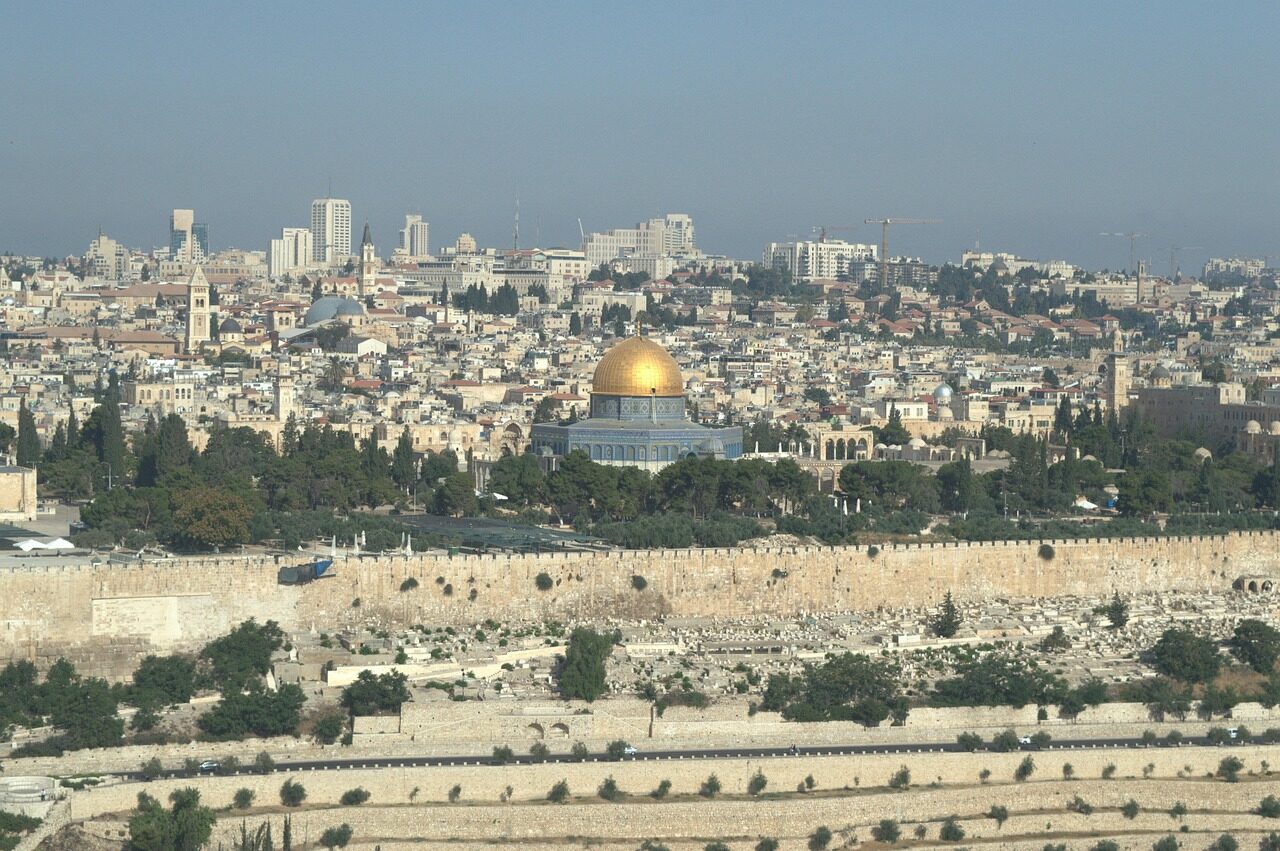 Canadian MPs denied entry West Bank 2025