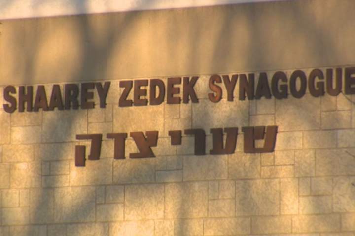 Swastikas spray-painted on Winnipeg synagogue prompts investigation