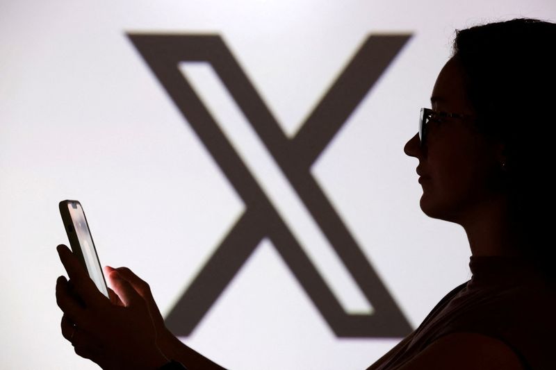 Elon Musk’s X largely back up after outage affects thousands worldwide
