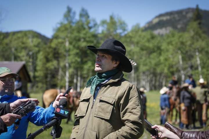 Corb Lund sees anti-coal mining petition drive re-approved by Elections Alberta