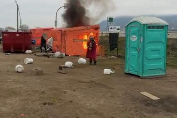 Jurisdictional gaps blamed for fire risk at, near Penticton homeless encampment