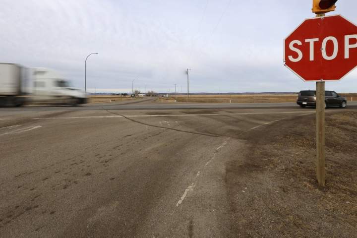 Fundraisers start for hockey families after crash