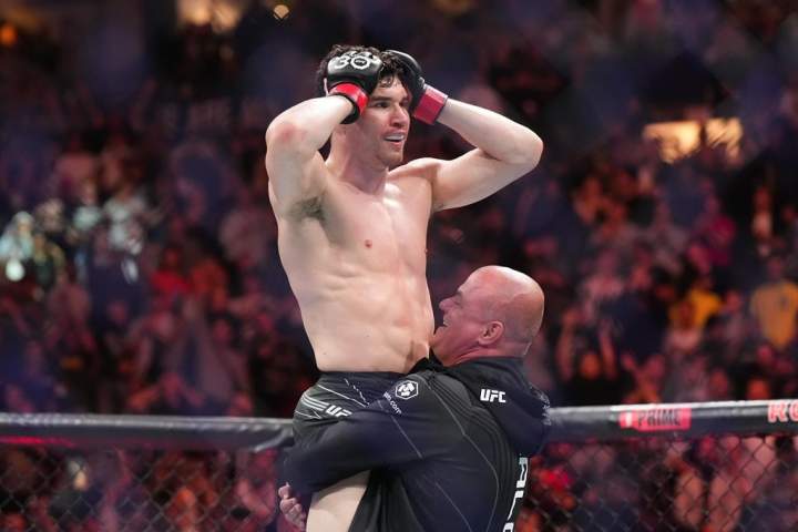 UFC returns to Winnipeg in April for 1st time in nearly a decade