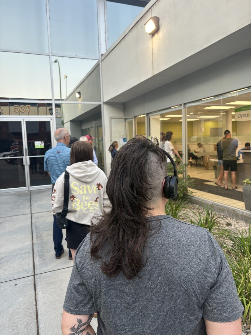 Kelowna senior frustrated by long waits at Dynacare lab in Rutland