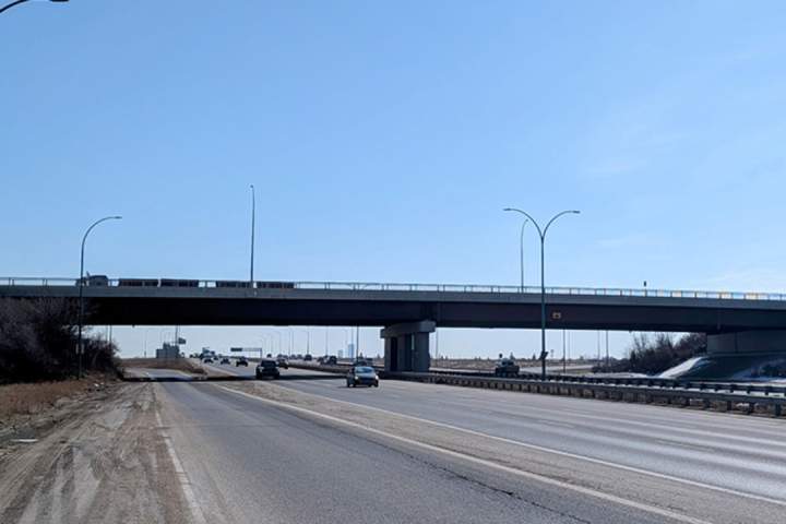 184 Street bridge over Yellowhead Trail closing for 3 months of construction